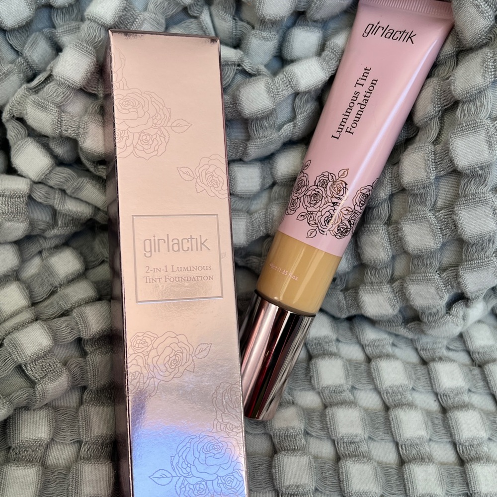 NEW! Girlactik 2-in-1 Luminous Tint Foundation - P3 Neutral